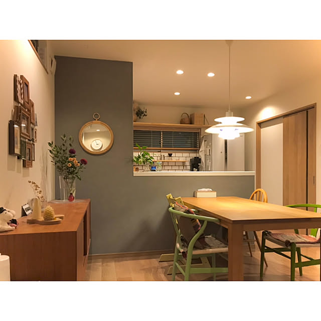 キッチンタイル タイル キッチン 白 サブウェイタイル フラットタイプ 平面 ホワイト 152枚入 75 150mm 壁タイル シンプル モダン 壁 おしゃれ 白色 壁材 カフェ風 室内 キッチンバック キッチンカウンター 腰壁 厨房 洗面所 長方形 メトロタイル 光沢 サブウェイの