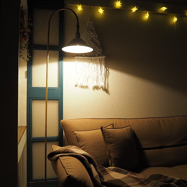 キシマ フロアライト 照明 おしゃれ フロアスタンド 1灯 スチール リビング ダイニング 寝室 アンティーク レトロ 照明器具 間接照明 Padista パディスタ フロアのレビュー 口コミとして参考になる投稿66枚