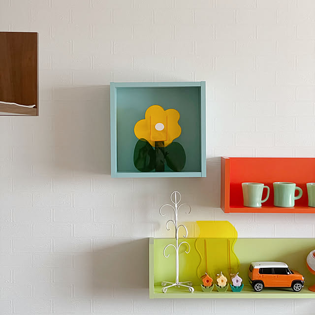 花瓶 アクリル フラワーベース 一輪挿し 北欧 韓国 インテリア 雑貨 おしゃれ かわいいのレビュー クチコミとして参考になる投稿2枚