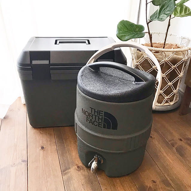 100 品質 イグルー ウォータージャグ 400 Series 5 Gallon Yel Red 約19l アウトドア用品 Oceanrepublicbrewing Com
