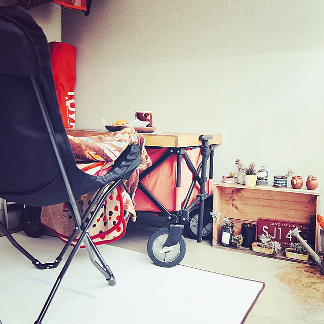 遂に再生産分入荷 ポータブル フォールディングソファ Folding Sofa アウトドア 椅子 Fsz 2 Fsz 1 インテリア おしゃれ キャンプ イス アウトドア ソファ 春 夏 秋 冬 ブラック カーキ メンズ レディース おしゃれ アーベン 普段使い 実用的のレビュー クチコミとして