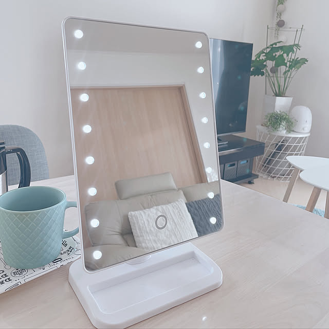 写真付きレビュー】ニトリ LED卓上ミラー(トレー付き) の通販商品口コミ情報 | RoomClipショッピング 写真付きレビュー】ニトリ LED卓上ミラー(トレー付き) の通販商品口コミ情報 | RoomClipショッピング