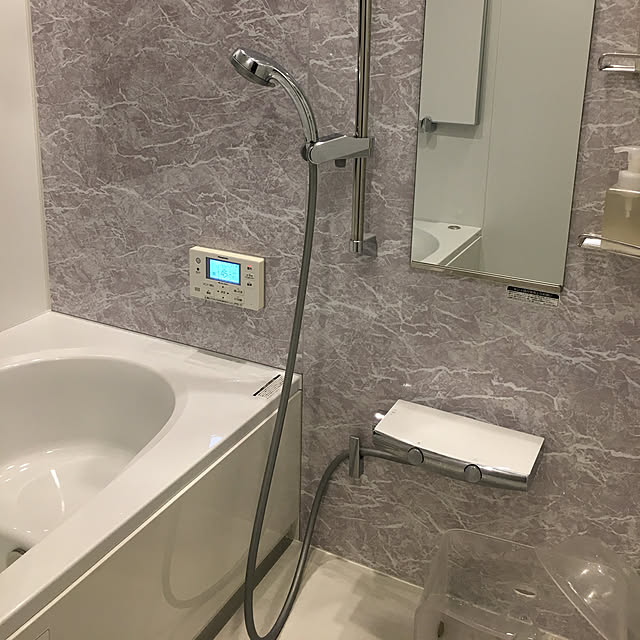 バスチェアランキング68週連続1位 Favor フェイヴァ アクリル バスチェア M サイズ バスボウルセット アクリルバスチェア シャワーチェア バスチェアー セット 風呂いす 風呂イス 風呂椅子 椅子 お風呂 洗面器 風呂桶 フェイバ 高級感 おしゃれ ホテルライクの