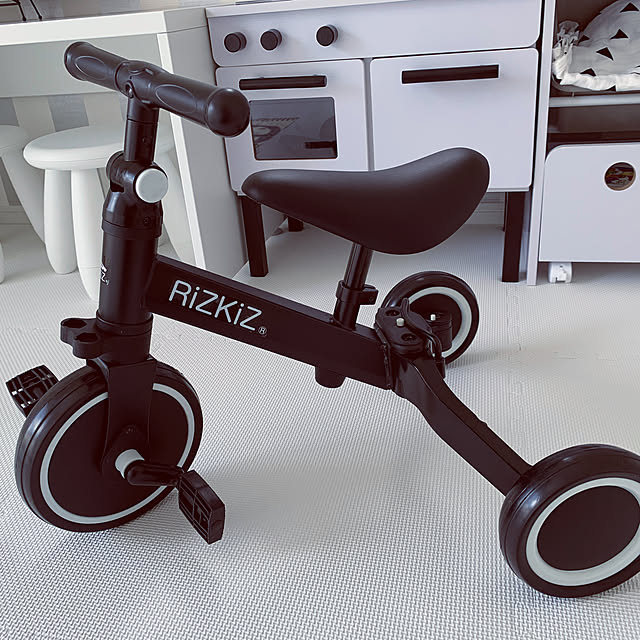 1年保証 三輪車 折りたたみ 2way キッズバイク 乗用玩具 1歳から乗れる おしゃれ 3輪車 足こぎ 2in1 バイク ペダル無し ペダルなし自転車 車 乗り物 外遊び バランス感覚 トレーニング 男の子 女の子 おもちゃ 送料無料 あす楽 のレビュー クチコミとして参考になる