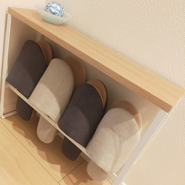 山崎実業 天板付きスリッパラック タワー tower - 通販 | RoomClipショッピング 山崎実業 天板付きスリッパラック タワー tower - 通販 | RoomClipショッピング