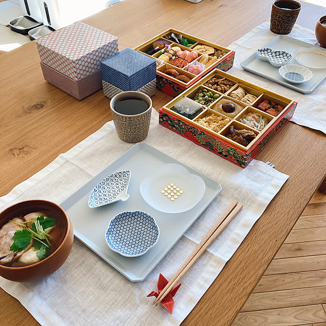 39 割引グレイ系楽天 けんちゃん様専用 タイムアンドスタイル 重箱 中 小 3段セット 食器 キッチン 食器グレイ系 Www Vasimimile Com