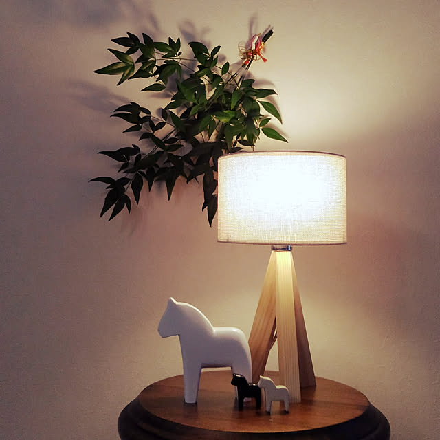 Ky Lee 北欧風 モダン Led 間接照明 インテリア雑貨の専門店 照明 アクリルギフトムーンランプテーブルランプ 常夜灯子供用寝室プラグインled照明 おしゃれ 北欧テイストのレビュー クチコミとして参考になる投稿2枚