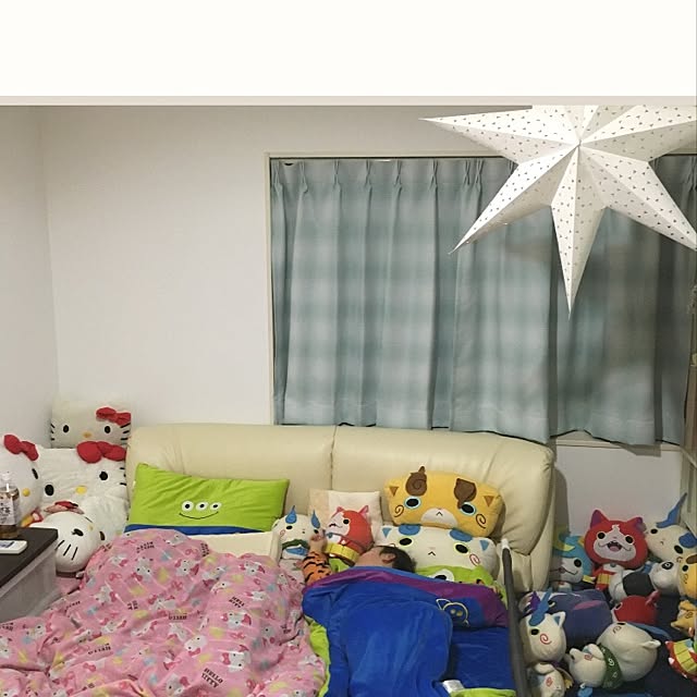 ベッド周り キャラクター トイストーリー 寝室 ぬいぐるみ などのインテリア実例 16 03 12 22 09 35 Roomclip ルームクリップ