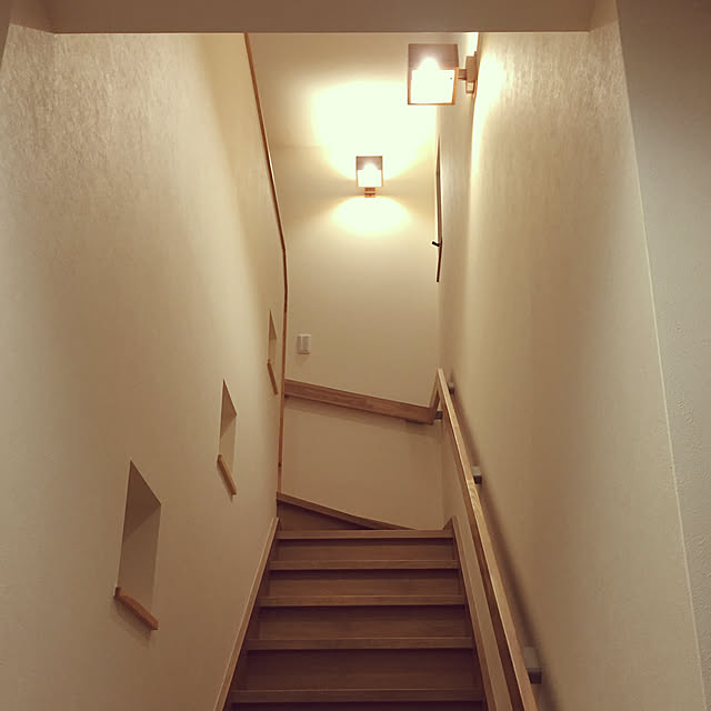 Hom Mujibra ブラケットライト 木製 Led 階段照明 通路照明 間接光のレビュー クチコミとして参考になる投稿34枚 Roomclip ルームクリップ Hom Mujibra ブラケットライト 木製 Led 階段照明 通路照明 間接光のレビュー クチコミとして参考になる投稿34枚 Roomclip ルームクリップ