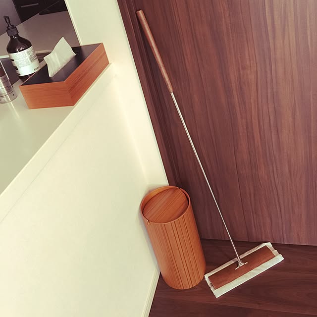 サイトーウッド ごみ箱 回転蓋 954ta 954ta Teak Grain Ayous チークグレイン プライウッド Saito Wood ミッドセンチュリー くず入れ 木製 ウッド ダストボックス おしゃれ ゴミ箱 5500円以上 送料無料 のレビュー クチコミとして参考になる投稿9枚 Roomclip サイトーウッド ごみ箱 回転蓋 954ta 954ta Teak Grain Ayous チークグレイン プライウッド Saito Wood ミッドセンチュリー くず入れ 木製 ウッド ダストボックス おしゃれ ゴミ箱 5500円以上 送料無料 のレビュー クチコミとして参考になる投稿9枚 Roomclip