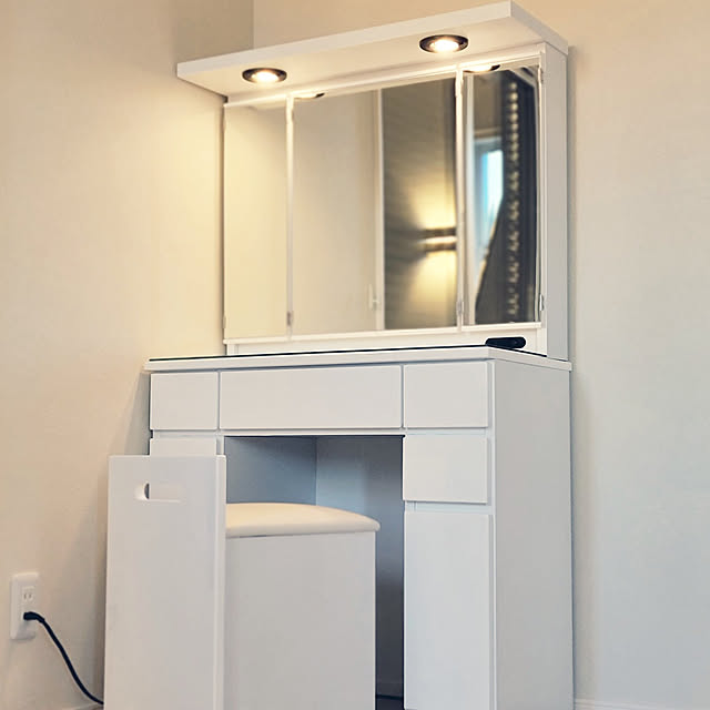 はできませ ドレッサー(三面鏡) スツール付き ミディアムブラウン