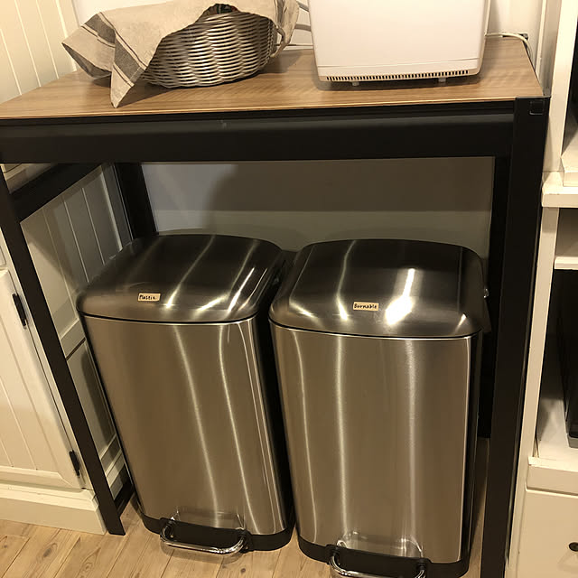 写真付きレビュー ゴミ箱 30l ペダル ふた付き ペダル開閉式 縦型 ステンレス スチール ゆっくり静かにフタが閉まる ゴミ袋が見えない 30リットル ダストボックス ペール 蓋つき ごみ箱 臭い漏れ防止 リビング キッチン ペダル式 足踏み おしゃれ 1年保証 送料無料