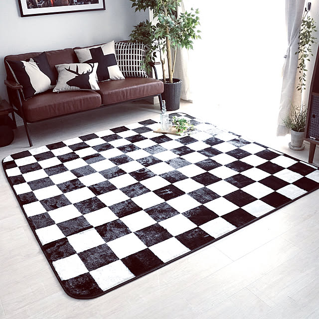 ラグ おしゃれ 洗える 洗濯 チェッカー モノトーン モダン 西海岸 メンズ モテ部屋 ラグ専門店 春 夏 Dxチェッカー 190x240cm 後払い コンビニ払い ラグリーのレビュー クチコミとして参考になる投稿1枚 Roomclip ルームクリップ