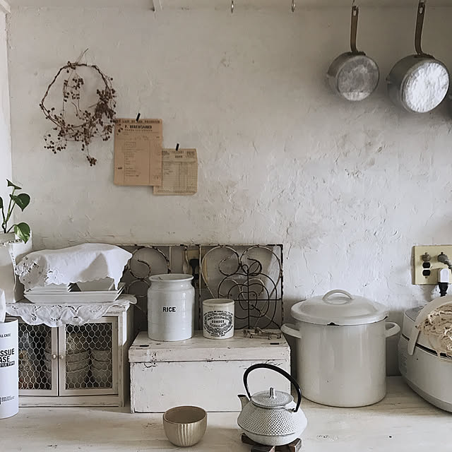 シールパテ 水性 4kg ヤヨイ化学 273 702のレビュー クチコミとして参考になる投稿7枚 Roomclip Item