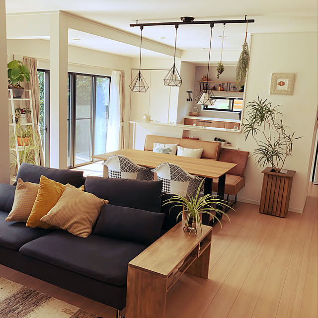 ペンダントライト おしゃれ ダイヤモンド型 配線ダクトレール用 引掛シーリング用ダイニング リビング 照明 北欧 カフェ モダン 天井照明のレビュー クチコミとして参考になる投稿10枚 Roomclip ルームクリップ