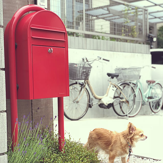 ボビ ポスト ラウンドポール付 スタンド付 Bobi ポスト 楽天最安値挑戦 あす楽 ボンボビ 郵便ポスト もあります 郵便ポスト メールボックスのレビュー クチコミとして参考になる投稿18枚