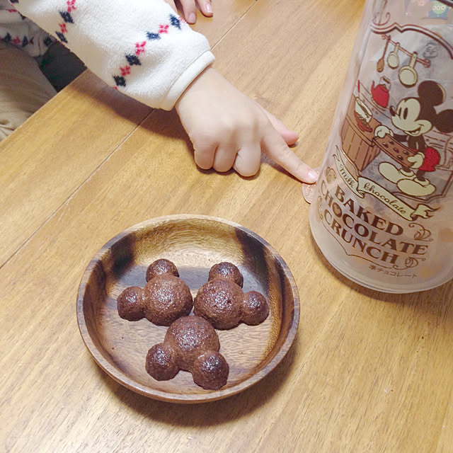 写真付きレビュー ミッキーマウス ベイクドチョコレートクランチ 東京ディズニーリゾート限定 の通販商品 口コミ情報 Roomclipショッピング