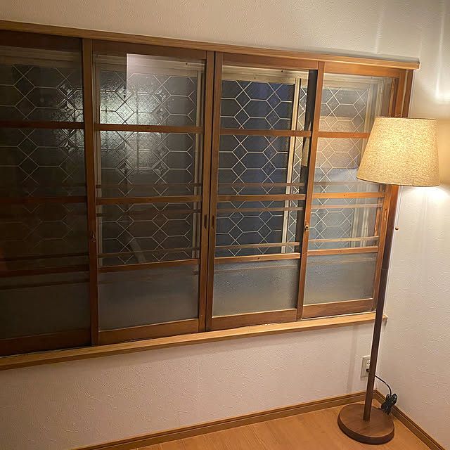 窓ガラスフィルム 窓 目隠し シート 北欧 ステンドグラス シート ウィンドウフィルム ガラス フィルム ガラスシート 窓シート 窓ガラスフィルム 日よけ レトロ アンティーク はがせる ステンドガラス おしゃれ 浴室 オールドイングリッシュ Cszのレビュー クチコミとして