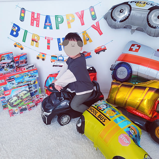 写真付きレビュー 誕生日 車 飾り付け シンプル パーティー セット 大きな 3d車バルーンセット Happy Birthdayバースデーバナー 交通バナー 救急車アルミ風船 パトカーアルミ風船 スクールバスアルミ風船 消防車アルミ風船 工程車アルミ風船 三角帽子 車ステッカー