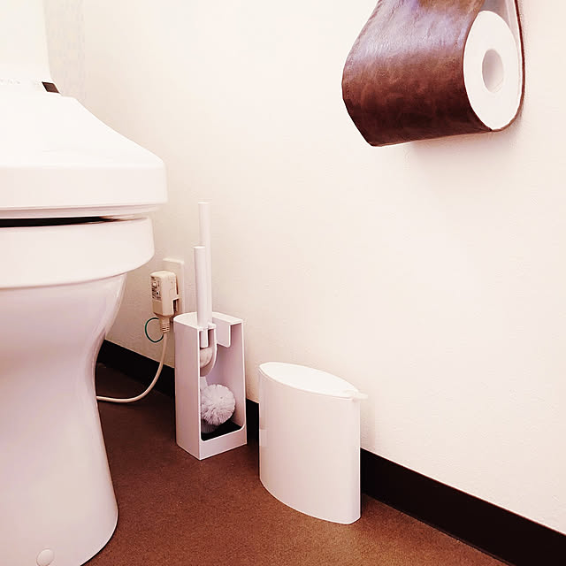 マーナ スマートトイレポット W052 トイレポット スリム 白 サニタリーポット サニタリーボックス トイレ ゴミ箱 汚物入れ 収納 グッドデザイン おしゃれ 日本製のレビュー クチコミとして参考になる投稿1枚