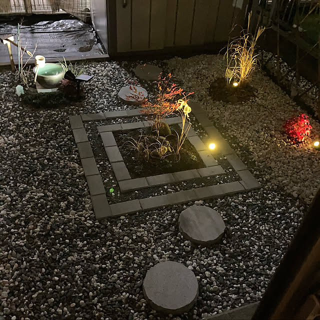 写真付きレビュー】ソーラーライト LEDガーデンライト 電球色 屋外 庭 投光器 太陽光 充電 玄関灯 門灯 外灯 ソーラー 発電YELLOW2Wの通販商品口コミ情報 | RoomClipショッピング 写真付きレビュー】ソーラーライト LEDガーデンライト 電球色 屋外 庭 投光器 太陽光 充電 玄関灯 門灯 外灯 ソーラー 発電YELLOW2Wの通販商品口コミ情報 | RoomClipショッピング