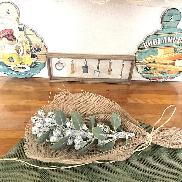 ユーカリ苗木 プレウロカルパ 5号 テトラゴナ シルバー 常緑樹 鉢植え観葉植物やリゾート庭木に お任せ苗 のレビュー クチコミとして参考になる投稿1枚 Roomclip ルームクリップ