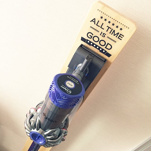 Sv07mh 税込 ダイソン サイクロン式 スティック ハンディクリーナー ニッケル パープル 掃除機 Dyson V6 Motorhead Sv07mh 返品種別a 送料無料 Rcp のレビュー クチコミとして参考になる投稿4枚 Roomclip Item