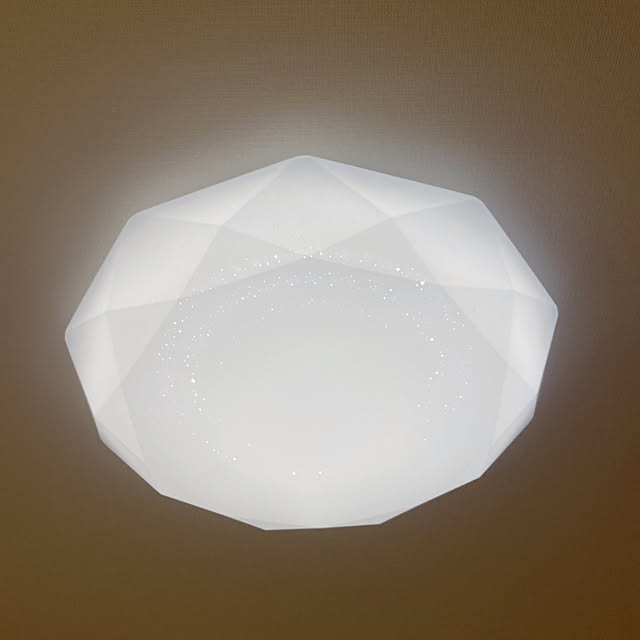 写真付きレビュー】東芝ライテック LEDシーリングライト キラキラ Dia ダイヤ 12畳 リモコン別売の通販商品口コミ情報 | RoomClipショッピング 写真付きレビュー】東芝ライテック LEDシーリングライト キラキラ Dia ダイヤ 12畳 リモコン別売の通販商品口コミ情報 | RoomClipショッピング