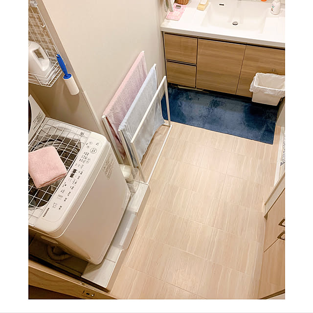 ニトリ つなげてつかえる吸着フロアマット ジョイbl60x45 のレビュー 口コミとして参考になる投稿9枚 Roomclip ルームクリップ