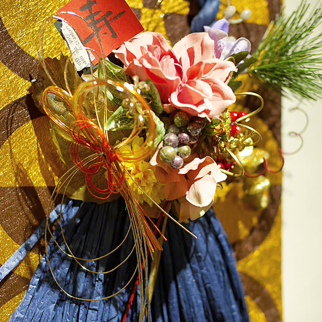 写真付きレビュー 輸入壁紙 コズミックゲームサイズ 53cm 10メートルカラー ゴールド シルバー送料無料 スタイリッシュ モダン サークル ゴージャス 高級感 金 銀 幾何学 きらきら 北欧 インテリア 壁紙 インポート 切売り カット タペストリー 壁 Diy カルトナージュ の 写真付きレビュー 輸入壁紙 コズミックゲームサイズ 53cm 10メートルカラー ゴールド シルバー送料無料 スタイリッシュ モダン サークル ゴージャス 高級感 金 銀 幾何学 きらきら 北欧 インテリア 壁紙 インポート 切売り カット タペストリー 壁 Diy カルトナージュ の