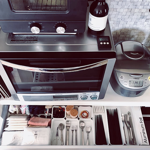 10日ポイント5倍 トースター 2枚 スチーム オーブントースター Io St001送料無料 小型 スチームトースター おしゃれ スチーム機能 オーブン トースト トースター2枚 パン Hiro スチームオーブントースター 水蒸気 ホワイト 白 ブラック 黒 朝食 パンのレビュー