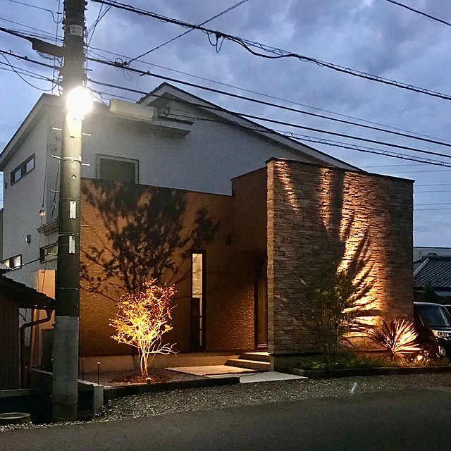 ライト Led 屋外 ローボルト 低電圧 照明 明るい Ledius Home 木 アップライト Diy タカショー ひかりノベーション 木のひかり 基本セット Aのレビュー クチコミとして参考になる投稿85枚 Roomclip ルームクリップ