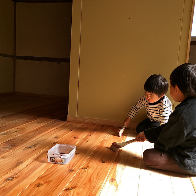 送料無料 無臭柿渋 塗料 木材 Diy 無添加 布用 染料 00ml 国産 塗装 床塗り 仕上げ 天然素材
