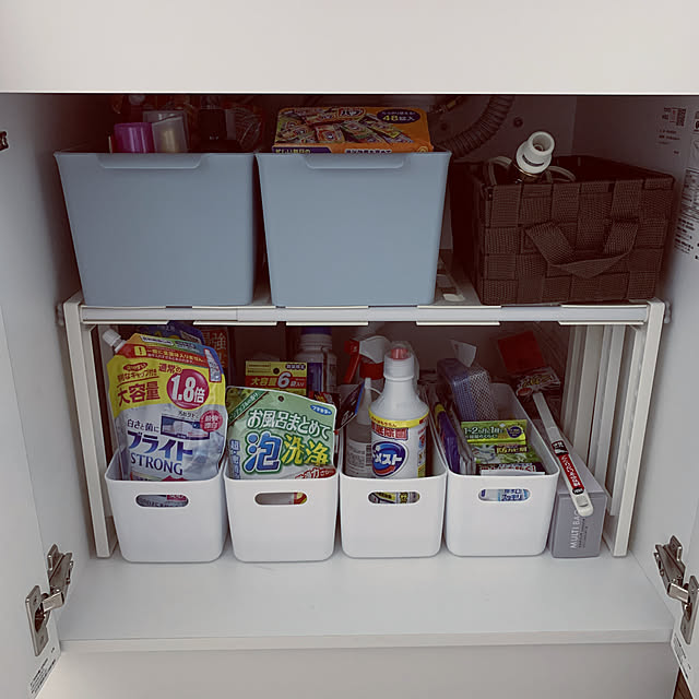 洗面下フリーラック 伸縮タイプ 洗面所 収納棚 シンク下 収納 洗面台 キッチン シンク下収納 伸縮式 キッチンラック 排水管 排水管避け パイプ パイプ避け 給水管 給水管避け シンク下ラック 39ショップ のレビュー クチコミとして参考になる投稿2枚