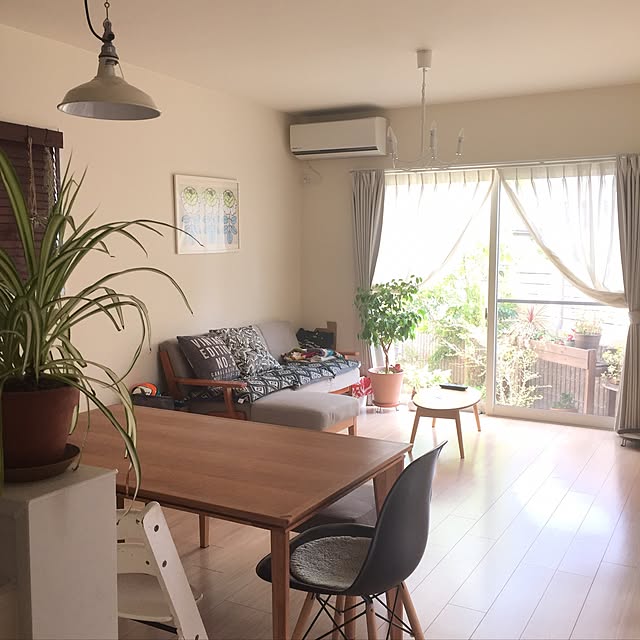 部屋全体/イームズチェア リプロダクト/北欧ファブリック/観葉植物/照明/狭いLDK&hellip;などのインテリア実例 20170511 08