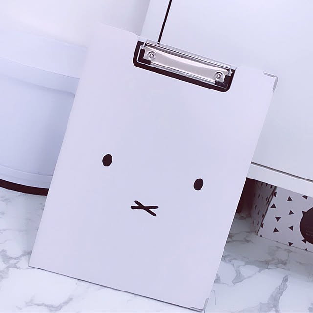 Line限定クーポン配布中 ミッフィー クリップボード 二つ折り クリップファイル バインダー Miffy Face ホワイト 入園 入学 ナース 看護師 雑貨 おしゃれ かわいい キャラクター グッズのレビュー クチコミとして参考になる投稿2枚 Line限定クーポン配布中 ミッフィー クリップボード 二つ折り クリップファイル バインダー Miffy Face ホワイト 入園 入学 ナース 看護師 雑貨 おしゃれ かわいい キャラクター グッズのレビュー クチコミとして参考になる投稿2枚