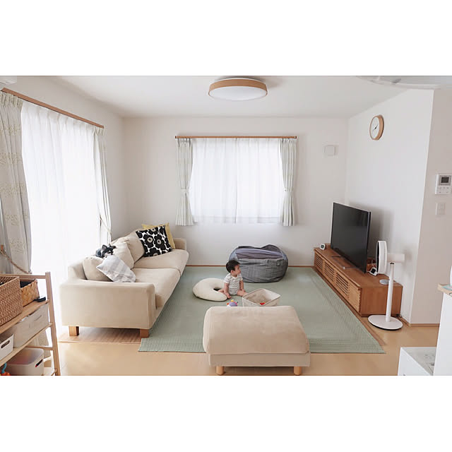 無印良品 ソファ本体 ３シーター ワイドアーム フェザークッション二層式 ポケットコイルのレビュー 口コミとして参考になる投稿41枚 Roomclip ルームクリップ