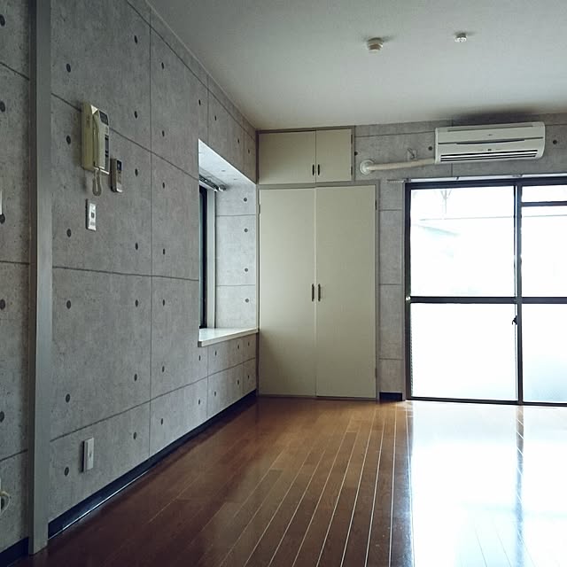 部屋全体/一人暮らし/ワンルーム/入居前/コンクリート打ちっ放し/コンクリート風壁紙のインテリア実例 20170401 2022