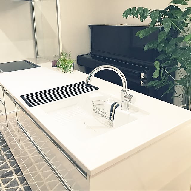 タイムsale 耐熱 シリコン調理台保護マット 80x60cmx厚さ2mm アール 厚手 吸音 送料無料 シリコン マット 耐熱 調理台 人工大理石 保護 シート キッチン 耐熱 シート 新生活 保護シート シリコンマット のレビュー クチコミとして参考になる投稿9枚 Roomclip