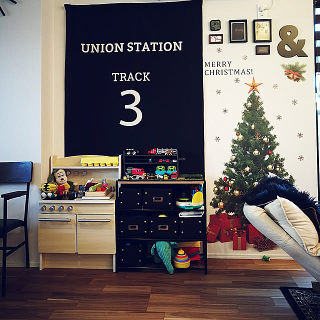 Jis クリスマスツリー ウォールステッカー クリスマス タペストリー 飾り 特大 ウェルカム サンタクロース 全長約130cm 実写版 賃貸ok 貼ってはがせる 北欧 パーティー 飾りつけ 飾り付け リース デコレーション おしゃれのレビュー 口コミとして参考になる投稿枚