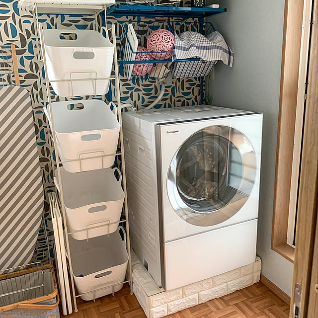 インテリア雑貨 日用品 洗濯用品 アイロン 洗濯機ラック ランドリーラック 家具 収納 トイレ収納 洗面所収納 ランドリーボックス ランドリーバスケット 洗濯物の仕分けに便利 大きなバスケットのランドリーワゴン 4段 のレビュー クチコミとして参考になる投稿8枚