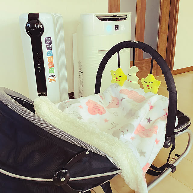 デロンギ ジャパン デロンギ アミカルド オイルヒーター Rhj35m0812 Dg Delonghi 公式 8 10畳 8畳 ヒーター オイル 乾燥しない 暖房器具 暖房 省エネ 電気 赤ちゃん 安全 タイマー付き 電気ヒーター 暖かい 部屋 子供 冬 キャスター付き 在宅勤務 テレワークの デロンギ ジャパン デロンギ アミカルド オイルヒーター Rhj35m0812 Dg Delonghi 公式 8 10畳 8畳 ヒーター オイル 乾燥しない 暖房器具 暖房 省エネ 電気 赤ちゃん 安全 タイマー付き 電気ヒーター 暖かい 部屋 子供 冬 キャスター付き 在宅勤務 テレワークの