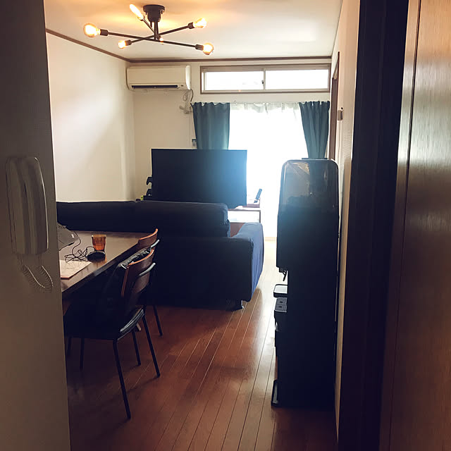 写真付きレビュー カーテン おしゃれ オーダー オーダーカーテン 両開き 2枚セット 片開き 1枚 メンズ メンズ プレーン ビンテージ クローゼット ナチュラル 遮光裏地付き の通販商品 口コミ情報 Roomclipショッピング