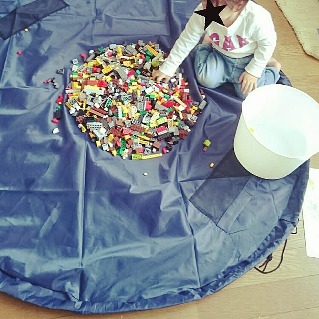 ささっと簡単お片づけ 大容量 おもちゃ収納袋 玩具 レゴ ブロックのお片づけ 150cm 管理番号 B485 のレビュー クチコミとして参考になる投稿2枚 Roomclip ルームクリップ ささっと簡単お片づけ 大容量 おもちゃ収納袋 玩具 レゴ ブロックのお片づけ 150cm 管理番号 B485 のレビュー クチコミとして参考になる投稿2枚 Roomclip ルームクリップ