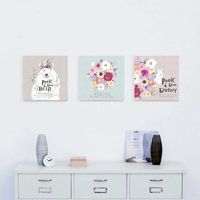 ファブリックパネル ピーカブー30x30 パステルカラーでかわいいデザイン 子ども部屋にもぴったり ファブリックボード パネル 北欧 正方形 グリーン おしゃれ ファブリックボード 木製 ウォールデコ キャンバス サンサンフーのレビュー クチコミとして参考になる投稿2枚