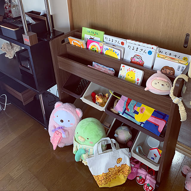 オープンラック ラック おしゃれ 本棚 4段 オープンシェルフ 棚 収納 ディスプレイラック 収納棚 書棚 雑誌 S字ラック 北欧 マガジンラック 白 安いsrk 12のレビュー クチコミとして参考になる投稿7枚 Roomclipショッピング