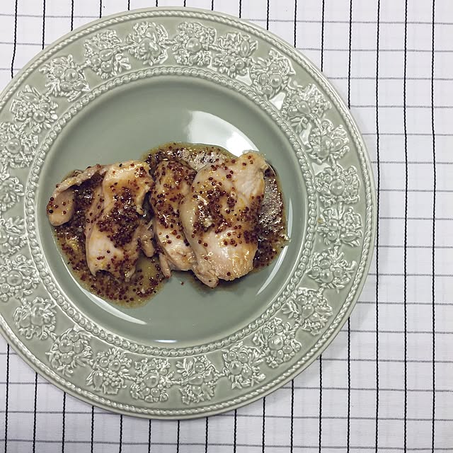 ポイント10倍 ウェッジウッド Wedgwood フェスティビティ プレート 27cm セージグリーン ウェッジウッド プレート 皿 おしゃれ お皿 大皿 花柄 フルーツ ウエッジウッド 食器 高級 ブランド ギフト プレゼント 贈り物 結婚祝い 引き出物 お祝い 内祝いの