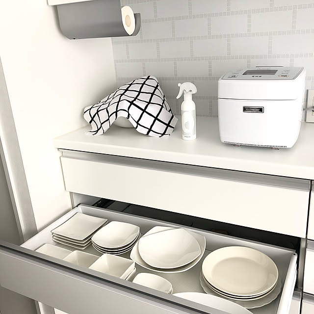 オークス キッチンペーパーホルダー キッチンペーパーハンガー キッチンペーパースタンド 吊り 片手で切れる 収納 マグネット キッチン雑貨 おしゃれ ウチフィットのレビュー 口コミとして参考になる投稿110枚 オークス キッチンペーパーホルダー キッチンペーパーハンガー キッチンペーパースタンド 吊り 片手で切れる 収納 マグネット キッチン雑貨 おしゃれ ウチフィットのレビュー 口コミとして参考になる投稿110枚