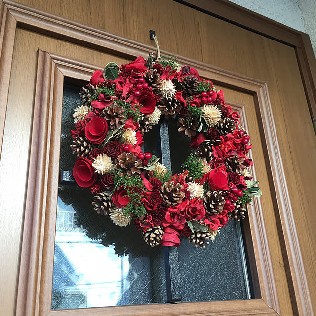 写真付きレビュー クリスマスリースlサイズ レッド ナチュラルリースlサイズ 玄関 北欧 豪華 高級 おしゃれの通販商品 口コミ情報 Roomclipショッピング