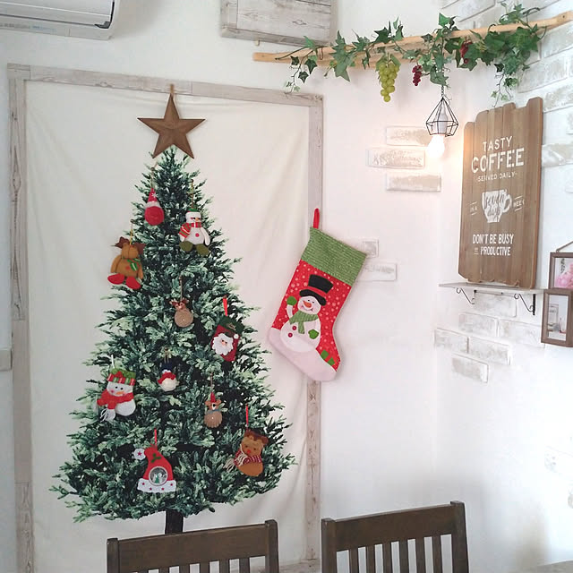 写真付きレビュー タペストリー 誕生日 バースデー クリスマス 装飾 飾り付け シンプル ナチュラル 背景 壁飾り 壁掛け 寝相アート クリスマスツリー 100 150cm シルバー の通販商品 口コミ情報 Roomclipショッピング